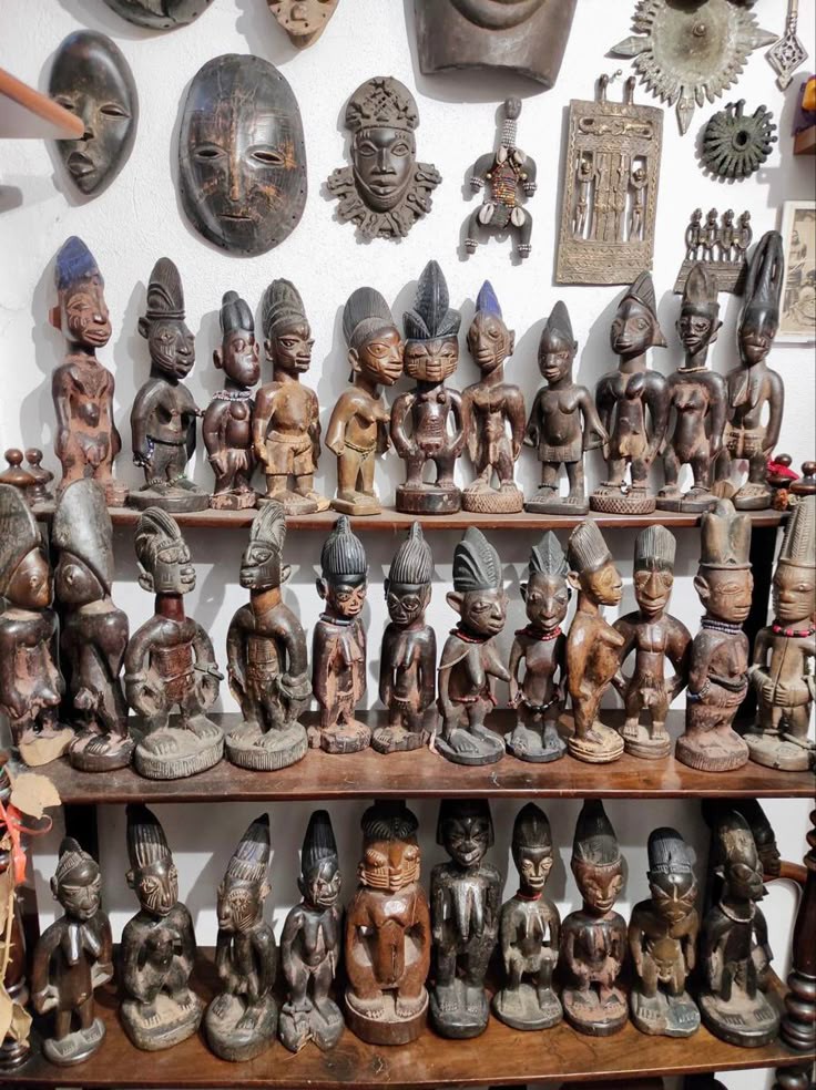 Stolen Splendour: African Artifacts in Western Museums and the Fight for Return